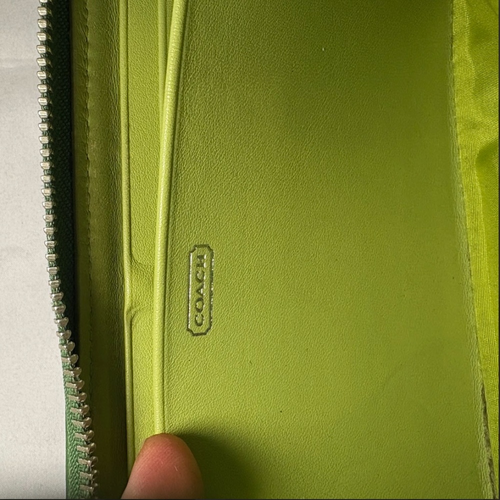 Coach Op Art Long Wallet Leather Green Silver Metal Fittings Round Zipper - Picture 7 of 15